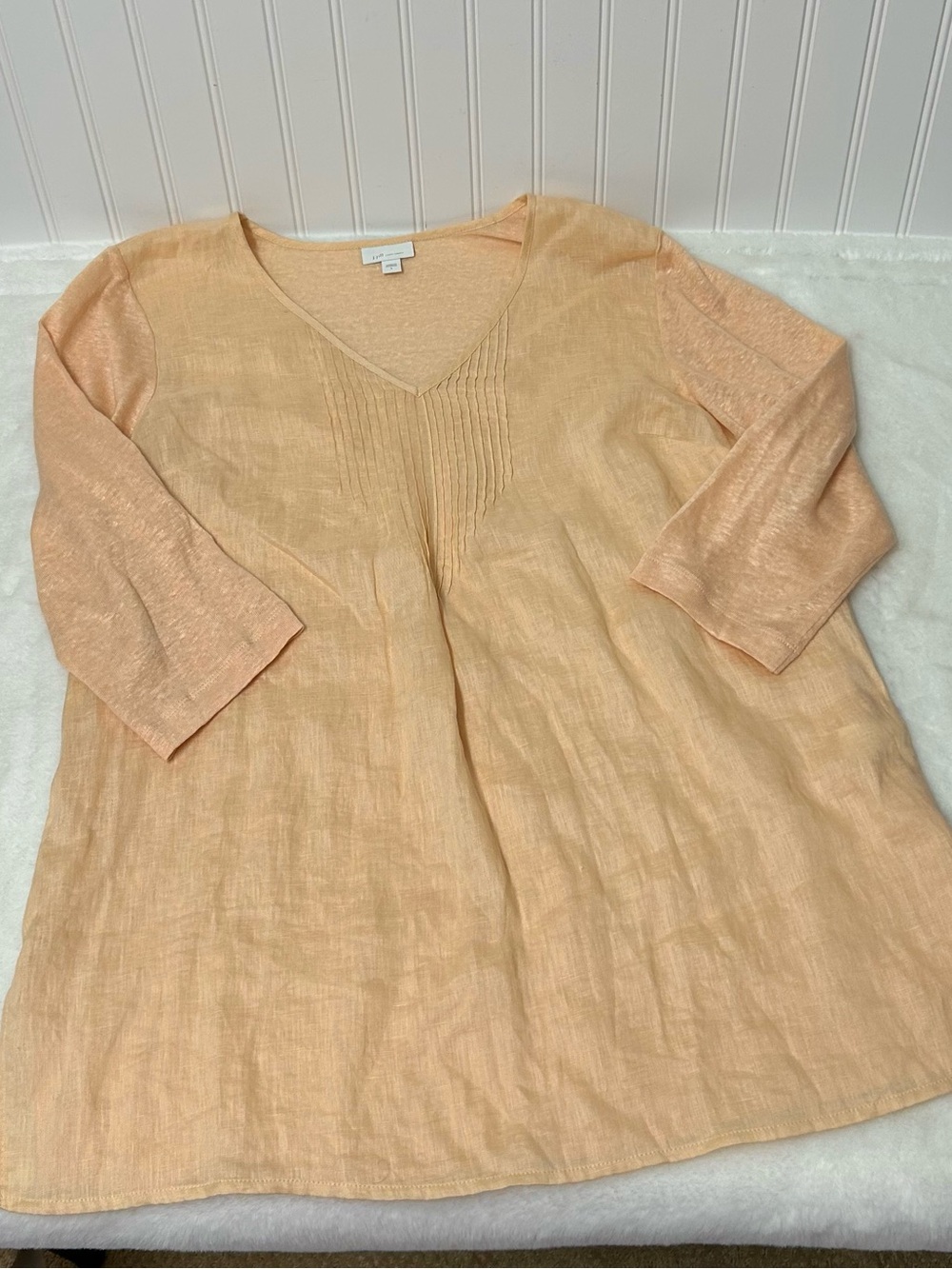 J Jill pintuck V-Neck Women's linen front Tunic Top